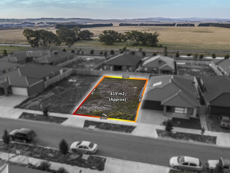 48 Falstone Circuit, Mickleham VIC 3064