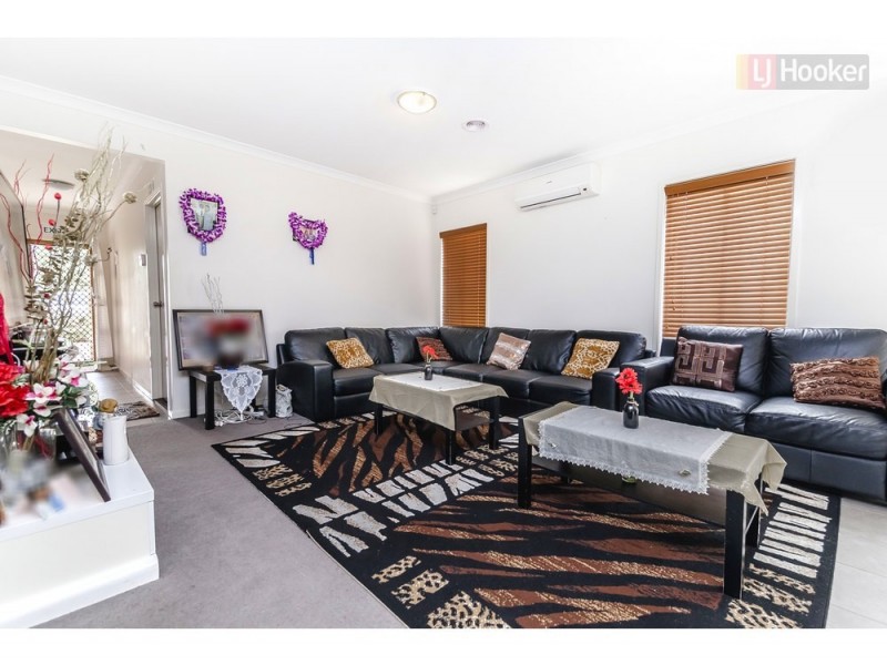 34 Cockatiel Circuit, Craigieburn VIC 3064