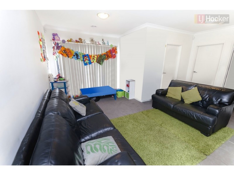 34 Cockatiel Circuit, Craigieburn VIC 3064