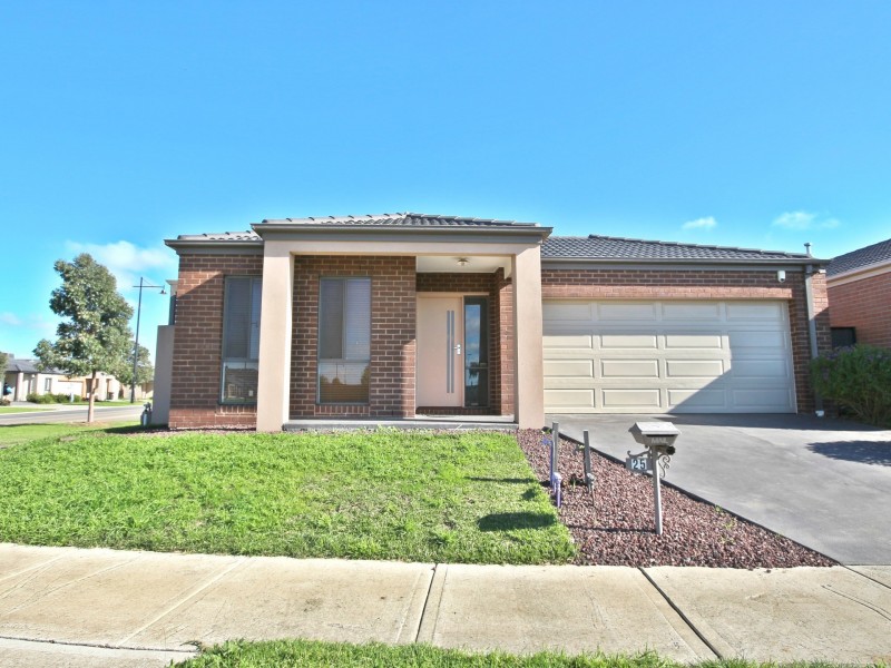 25 Millicent Drive, Craigieburn VIC 3064