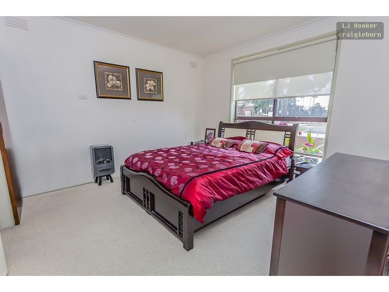 7 Selwyn Avenue, Craigieburn VIC 3064