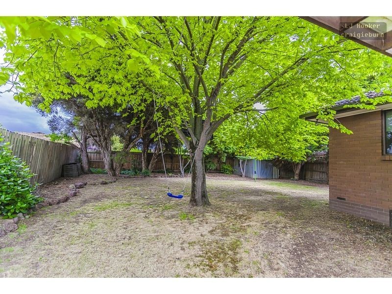 7 Selwyn Avenue, Craigieburn VIC 3064