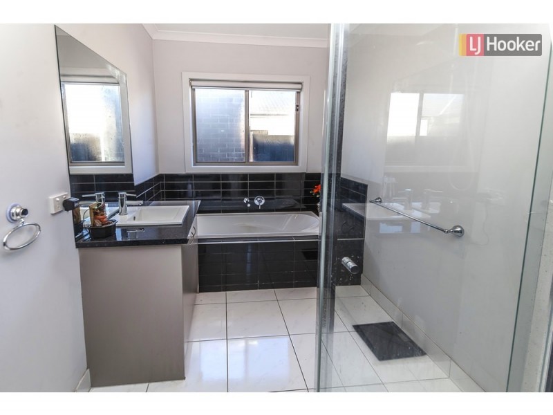 126 Wattletree Street, Craigieburn VIC 3064