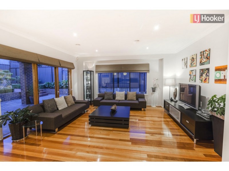 4 Lysterfield Drive, Greenvale VIC 3059