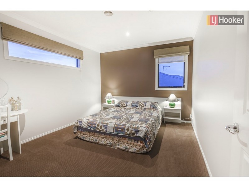 4 Lysterfield Drive, Greenvale VIC 3059