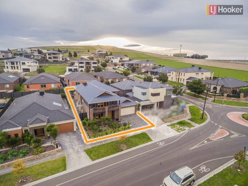 4 Lysterfield Drive, Greenvale VIC 3059