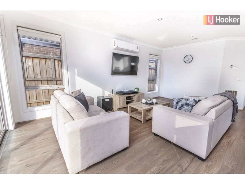 18 Howren Terrace, Greenvale VIC 3059