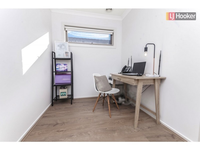 18 Howren Terrace, Greenvale VIC 3059