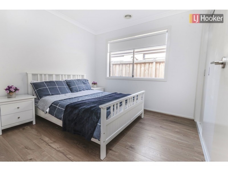 18 Howren Terrace, Greenvale VIC 3059