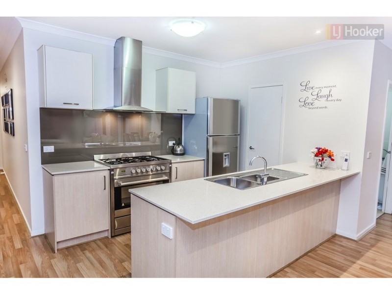 45 Cradle Mountain Drive, Craigieburn VIC 3064