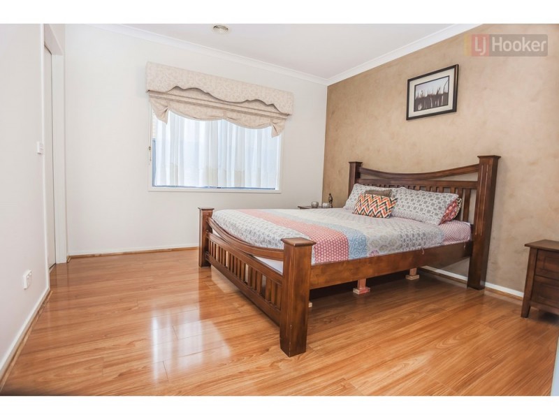 45 Cradle Mountain Drive, Craigieburn VIC 3064