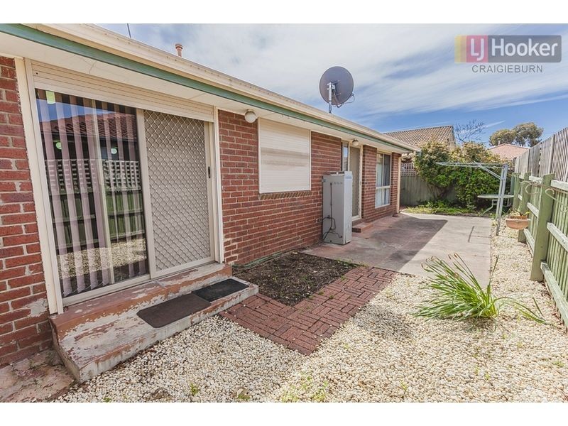 1/156 Hothlyn Drive, Craigieburn VIC 3064