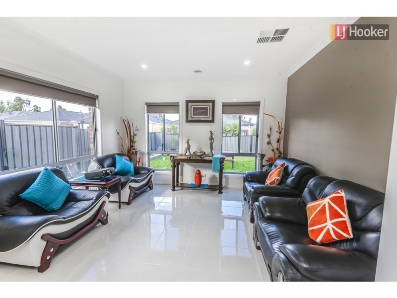 286 Waterview Blvd, Craigieburn VIC 3064