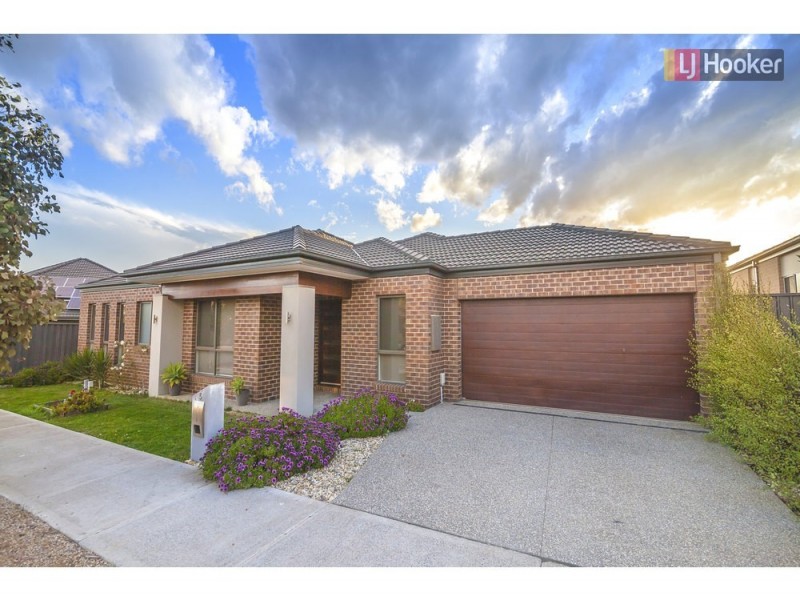 5 Montpellier Crescent, Craigieburn VIC 3064
