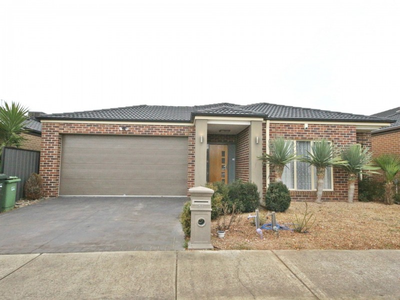 37 Brickwood Circuit, Craigieburn VIC 3064