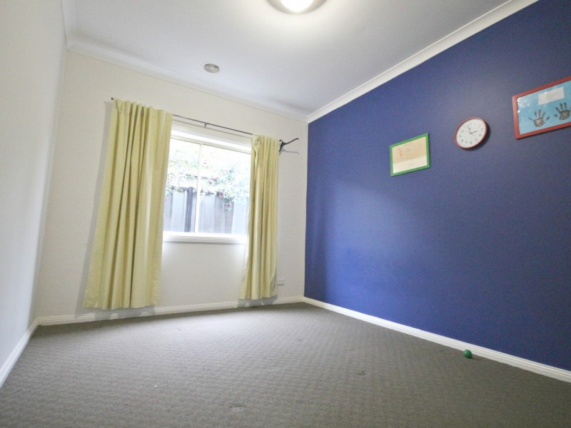 37 Brickwood Circuit, Craigieburn VIC 3064