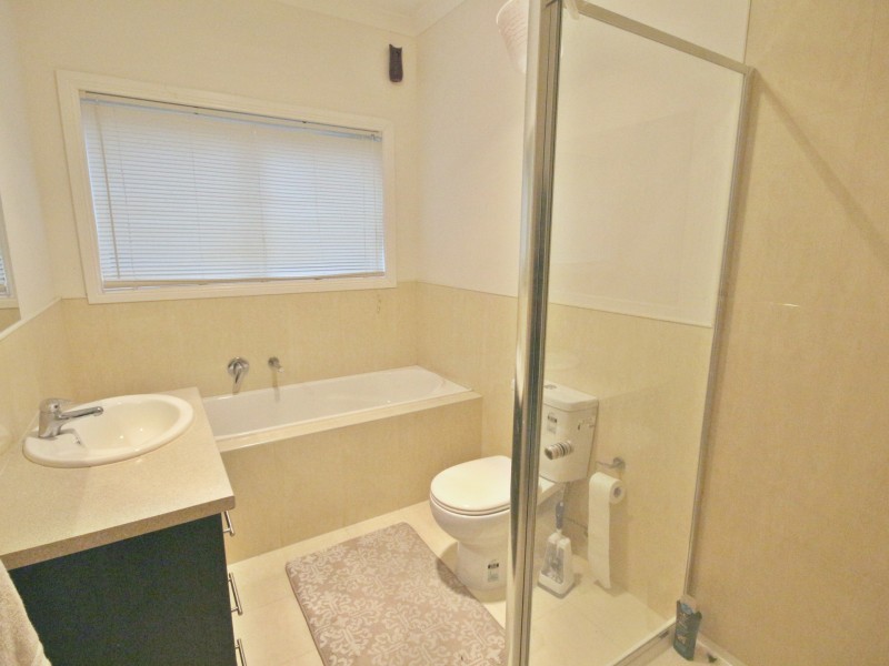 37 Brickwood Circuit, Craigieburn VIC 3064