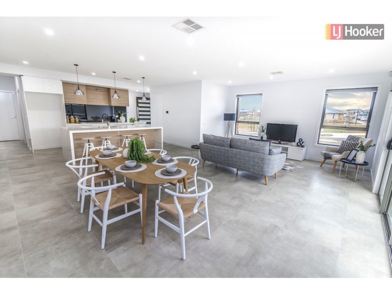 108 Gallantry Avenue, Craigieburn VIC 3064