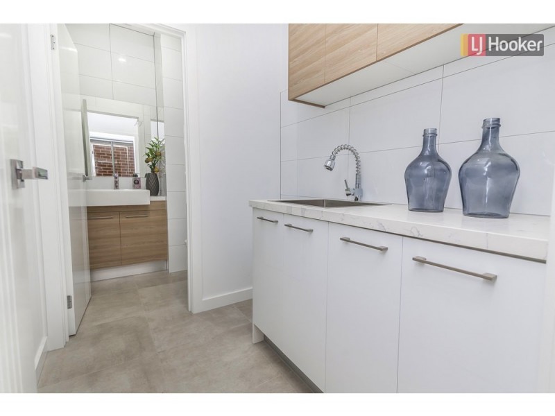 108 Gallantry Avenue, Craigieburn VIC 3064