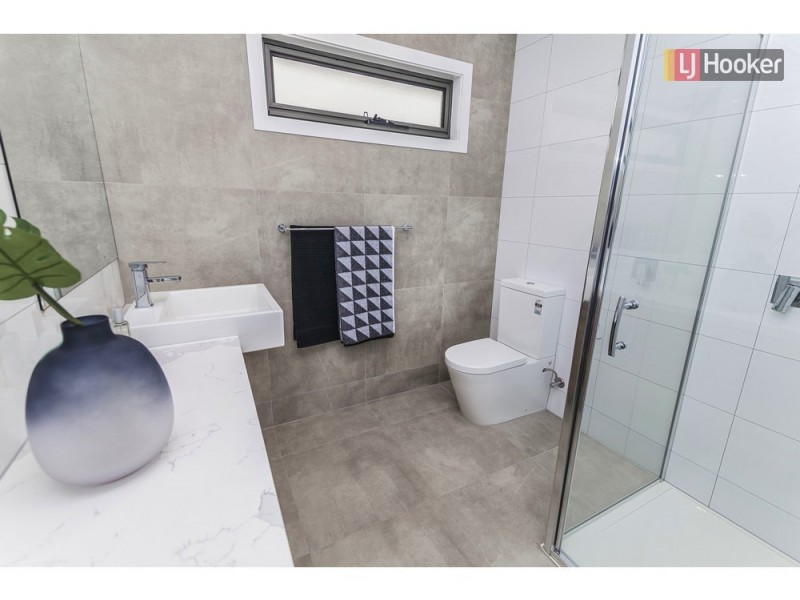 108 Gallantry Avenue, Craigieburn VIC 3064