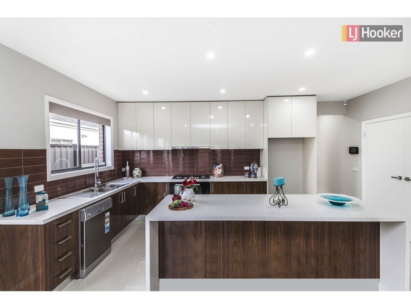 507 Grand Blvd, Craigieburn VIC 3064