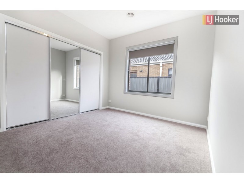 507 Grand Blvd, Craigieburn VIC 3064