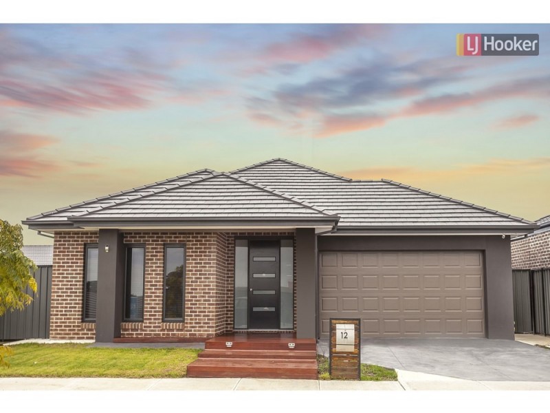12 Glacier Street, Craigieburn VIC 3064