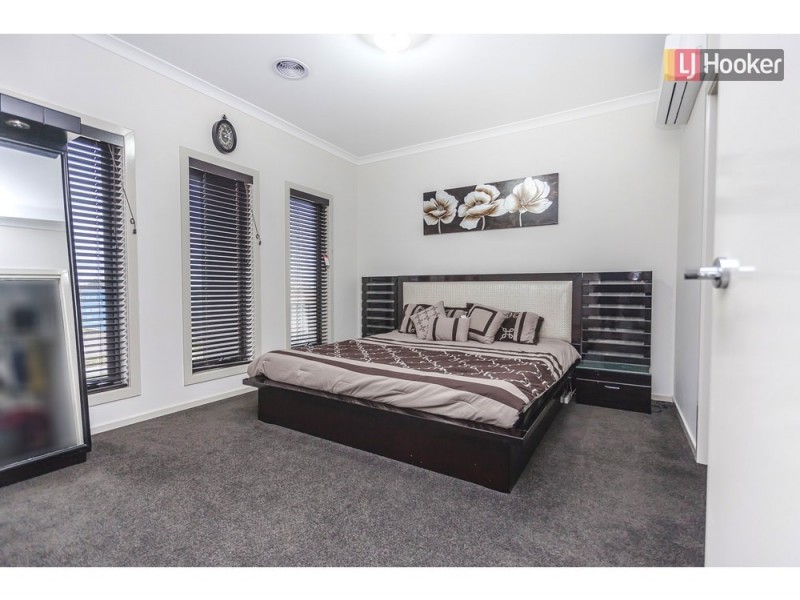 12 Glacier Street, Craigieburn VIC 3064