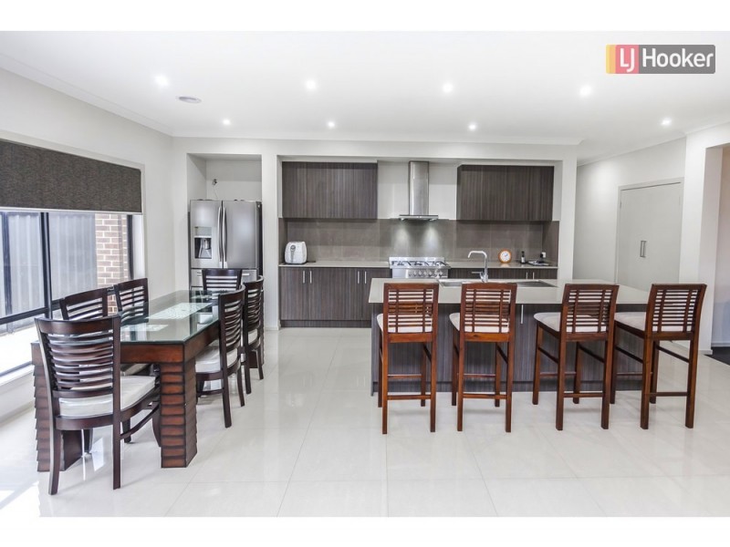 12 Glacier Street, Craigieburn VIC 3064