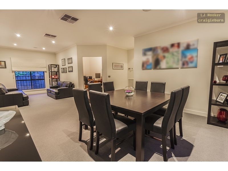 4 Barley Croft Lane, Craigieburn VIC 3064