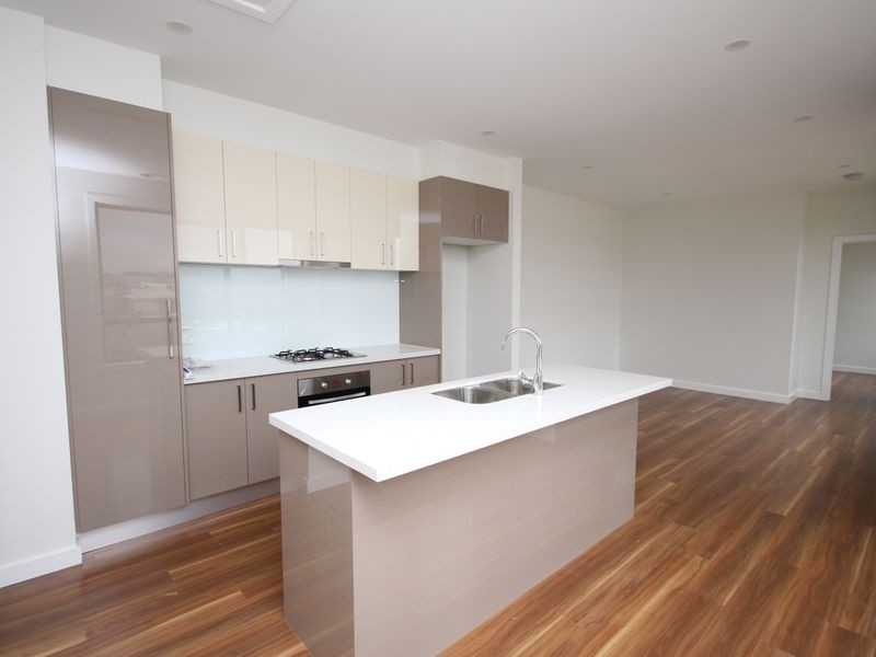 24 Gallantry Avenue, Craigieburn VIC 3064