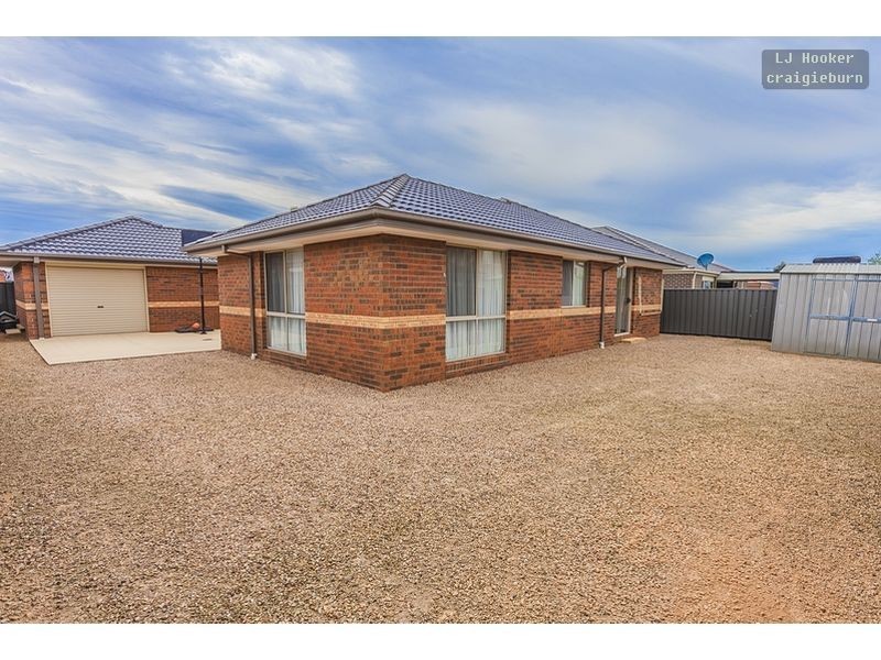 88 Mareeba Way, Craigieburn VIC 3064