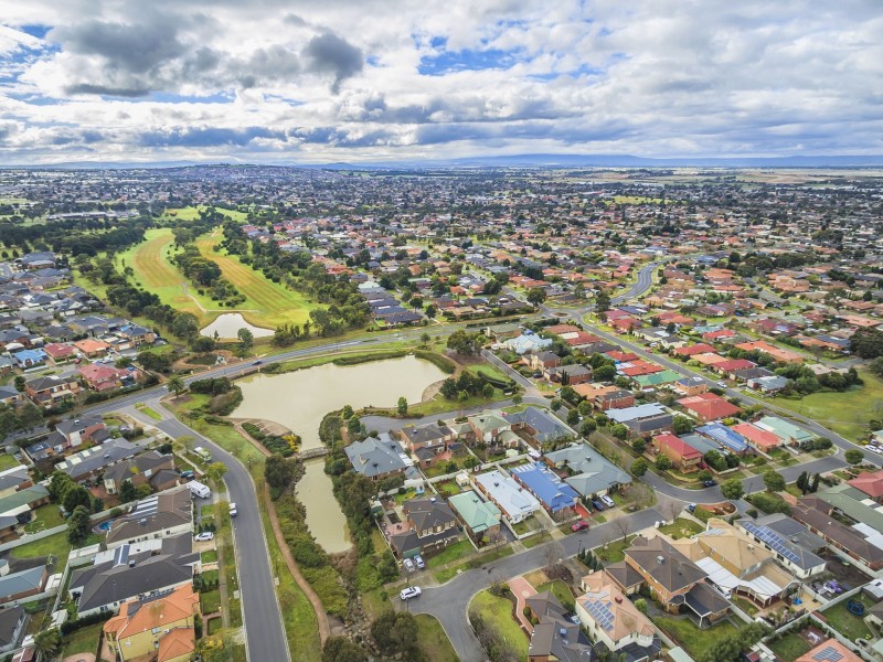 49 Lakes Drive, Craigieburn VIC 3064