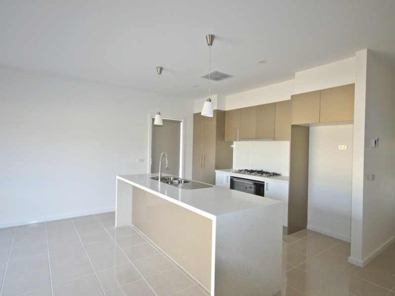 63 Falstone Circuit, Mickleham VIC 3064