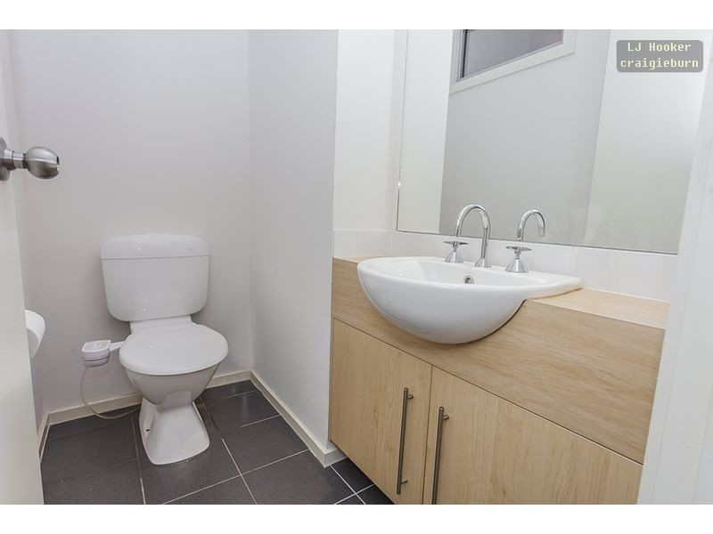 19 Millstream Pass, Craigieburn VIC 3064