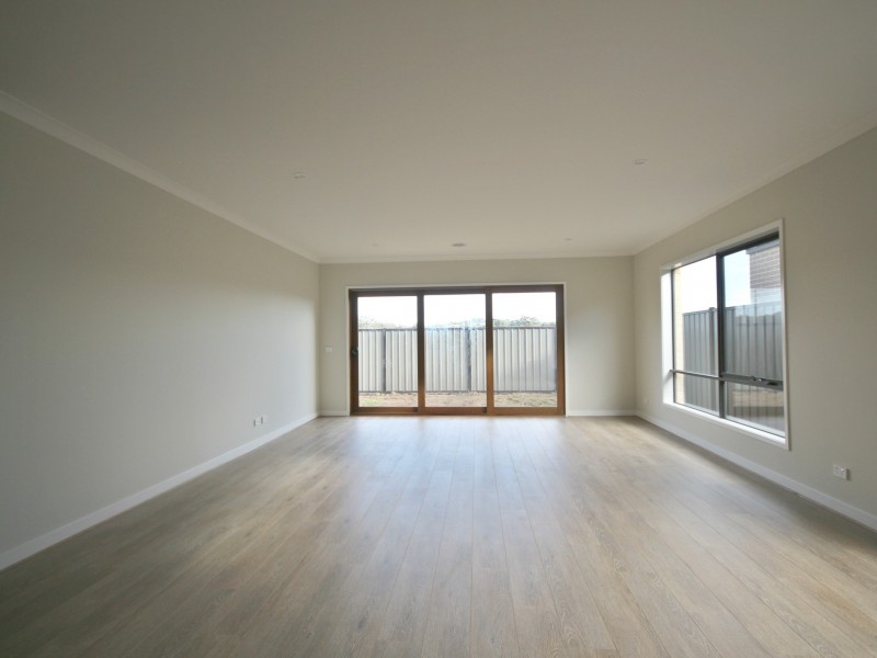 29 Geyser St, Craigieburn VIC 3064