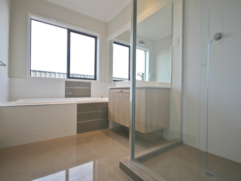 29 Geyser St, Craigieburn VIC 3064