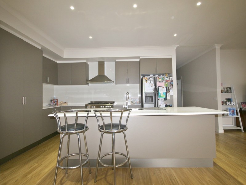 28 Periwinkle Circuit, Craigieburn VIC 3064