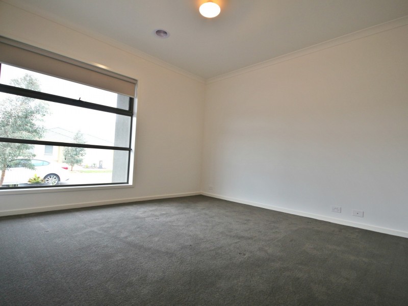 22 Strident Road, Craigieburn VIC 3064