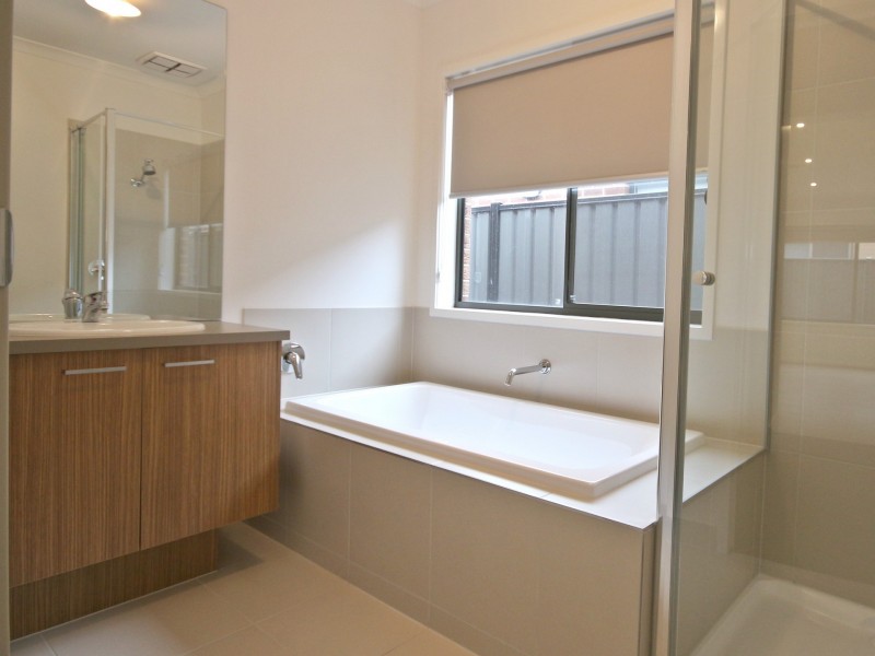 22 Strident Road, Craigieburn VIC 3064