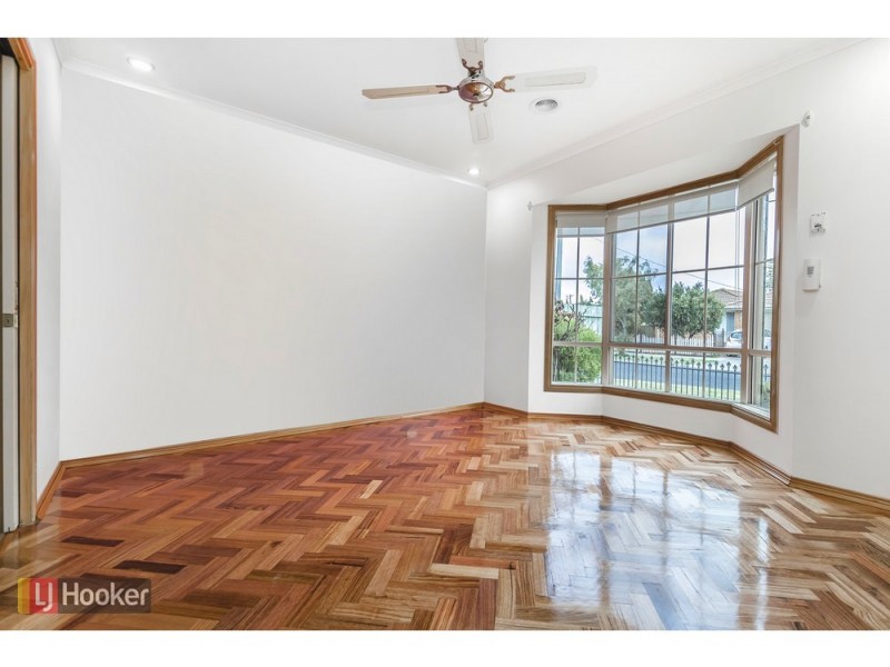 4 Bradworth Street, Craigieburn VIC 3064