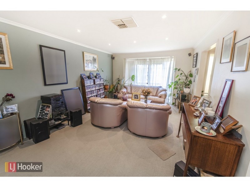 100 Hothlyn Drive, Craigieburn VIC 3064