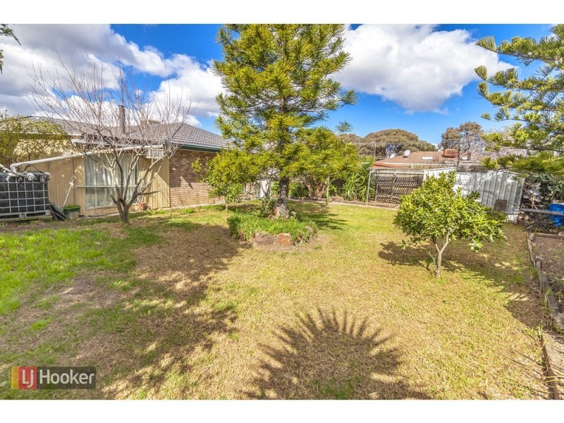 100 Hothlyn Drive, Craigieburn VIC 3064