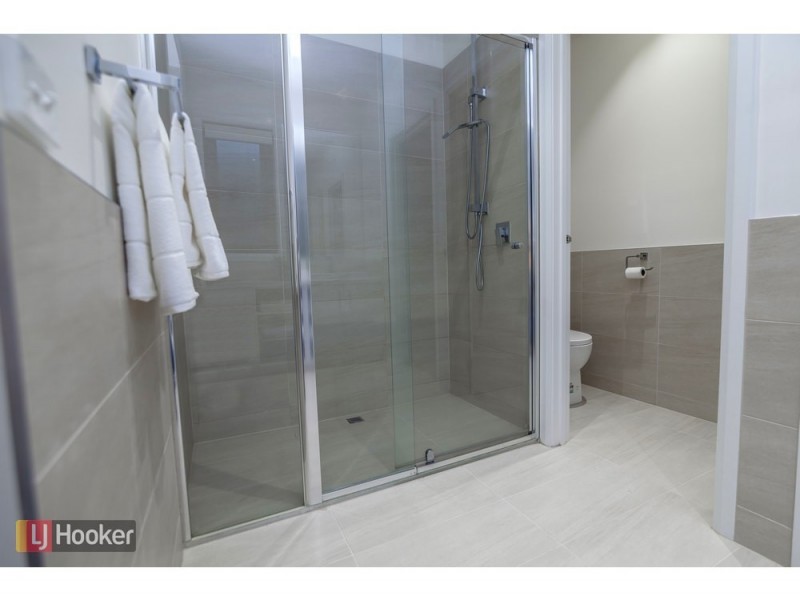 19 Bradshaw Avenue, Craigieburn VIC 3064