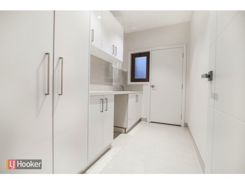 19 Bradshaw Avenue, Craigieburn VIC 3064