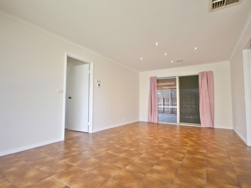 11 Banbury Crescent, Craigieburn VIC 3064