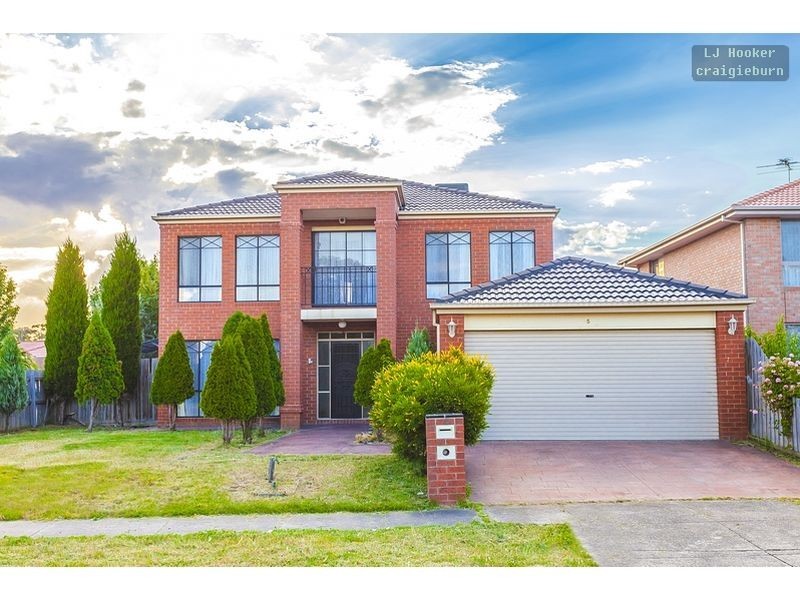 5 Hammond Place, Roxburgh Park VIC 3064