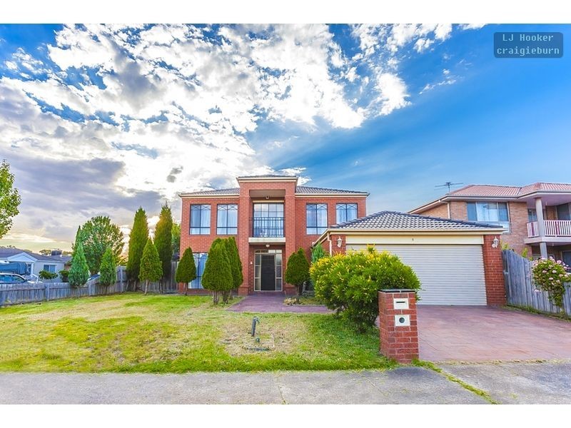 5 Hammond Place, Roxburgh Park VIC 3064