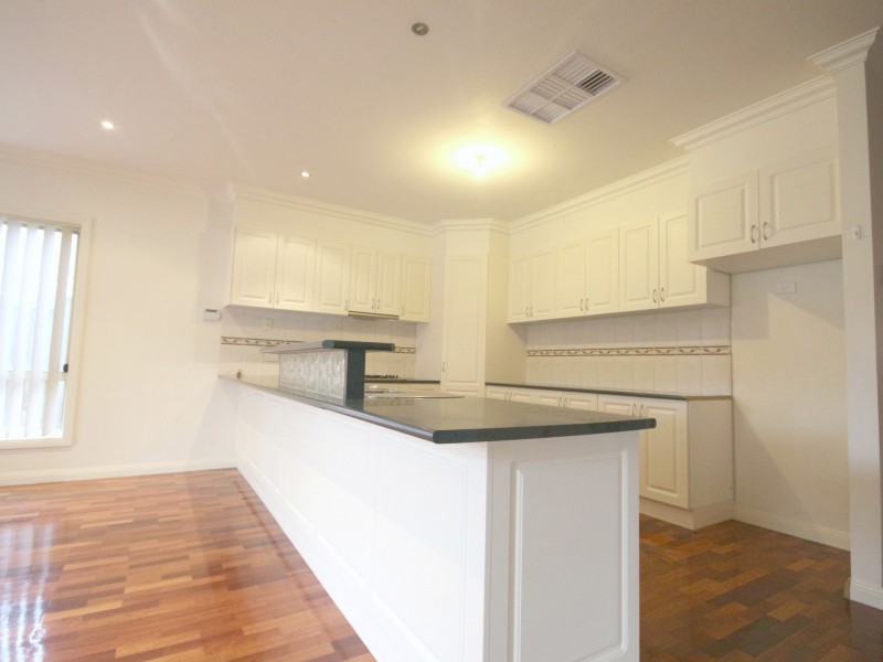 40 Burniston Avenue, Craigieburn VIC 3064