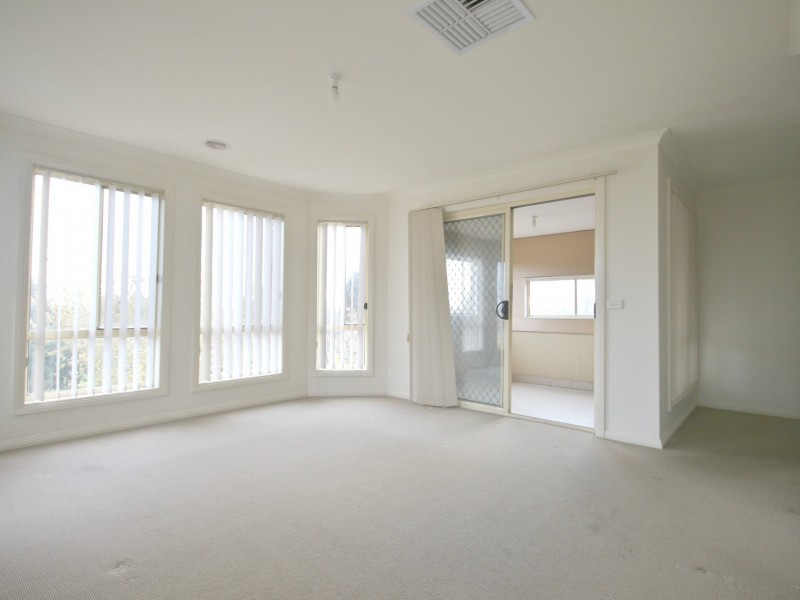 40 Burniston Avenue, Craigieburn VIC 3064